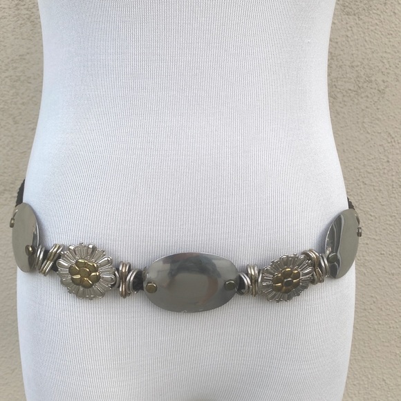 Vintage Accessories Metal Western Belt Silver Medallions Black Poshmark